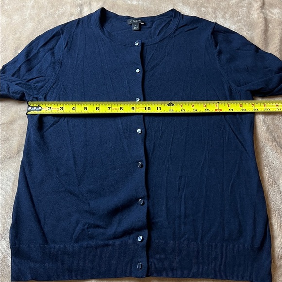 ANN TAYLOR Cotton Navy Blue Crewneck Button Up Lightweight Cardigan - Size L - Picture 11 of 12